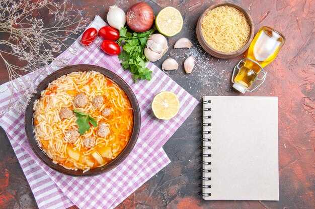 Как соединить лапшу с мясом и овощами